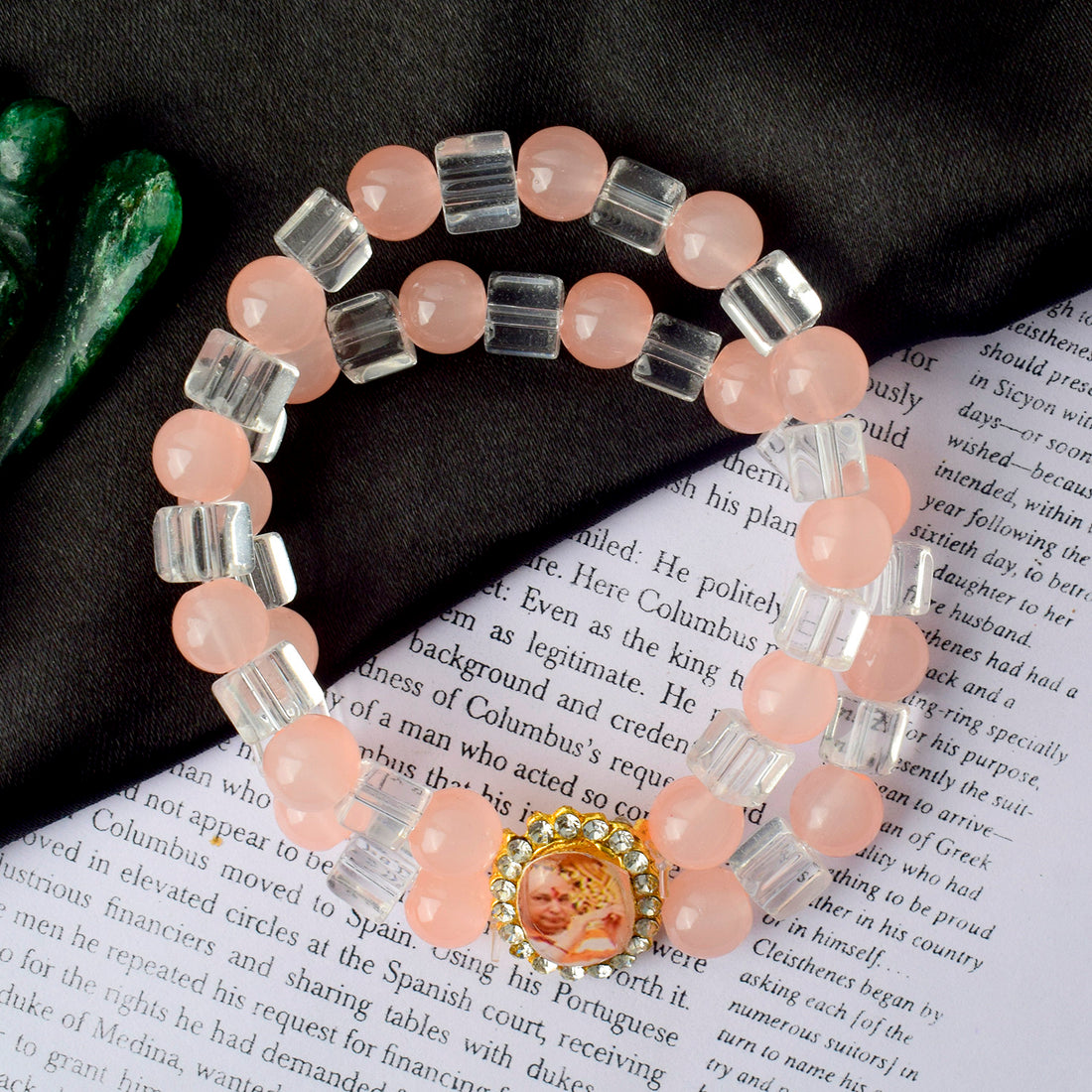 Timeless Treasures Peach And White Guru Ji Braceltes