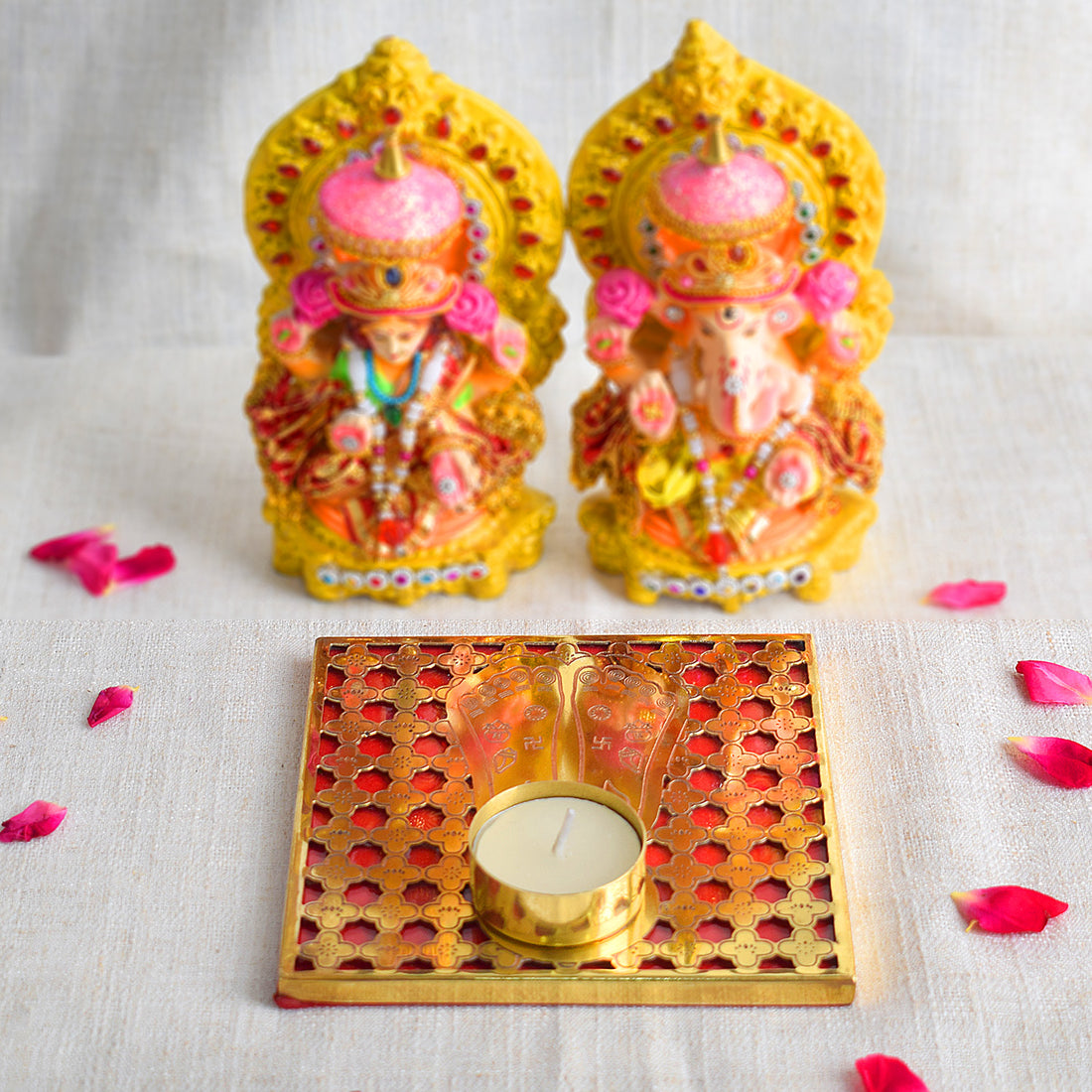 Charan Tea Light Candle Holder with Tealight