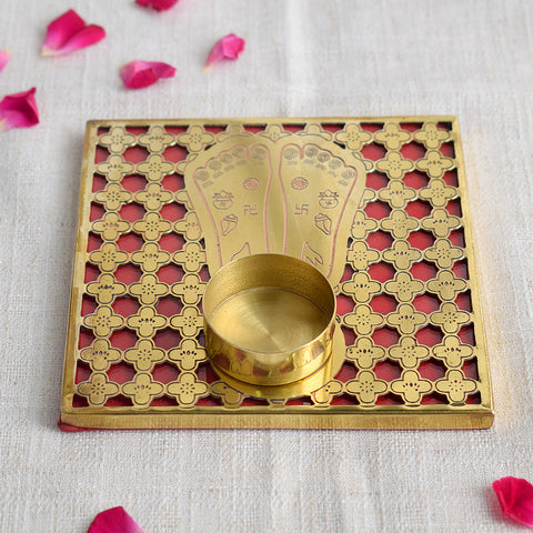 Charan Tea Light Candle Holder with Tealight