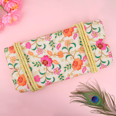 Elegant white floral Jhula swing crafted for Hariyali Teej, perfect for placing Krishna idols during festive celebrations. India’s Largest Pooja Accessories Brand – www.satvikstore.in