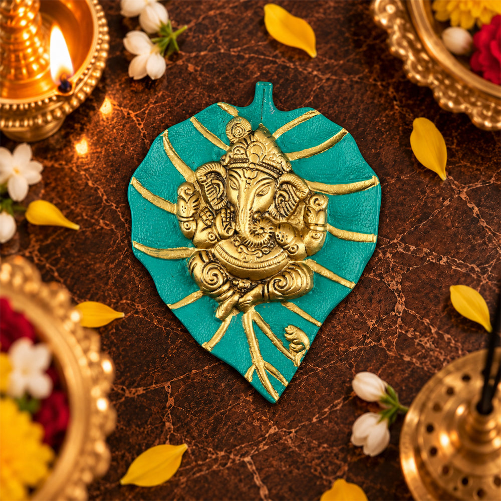 Lord Ganesh on Leaf Patta Wall Hanging - Green