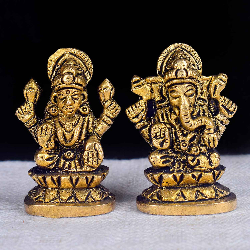 2 Inch Laxmi Ganesh Car Dashboard Idol – Compact Brass Statue for Prosperity and Protection in Vehicles or Small Spaces.No.1 Brass Idol Store www.satvikstore.in 
