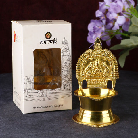 Brass Kamakshi Amman Diya (Medium) – Pure brass traditional oil lamp with the idol of Goddess Kamakshi, ideal for temple rituals and festive worship. Brass Kamakshi Amman Diya (Medium) – Pure brass traditional oil lamp with the idol of Goddess Kamakshi, ideal for temple rituals and festive worship.